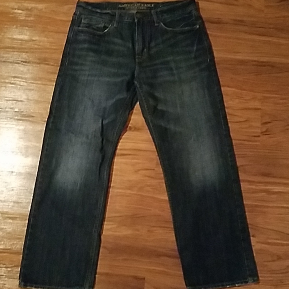 American Eagle blue jeans